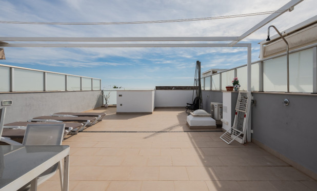 Resale - Apartment / flat - Orihuela Costa - Punta Prima