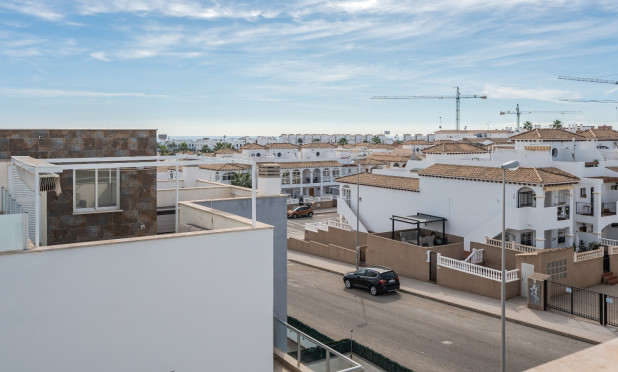 Resale - Apartment / flat - Orihuela Costa - Punta Prima