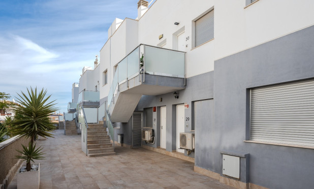 Resale - Apartment / flat - Orihuela Costa - Punta Prima