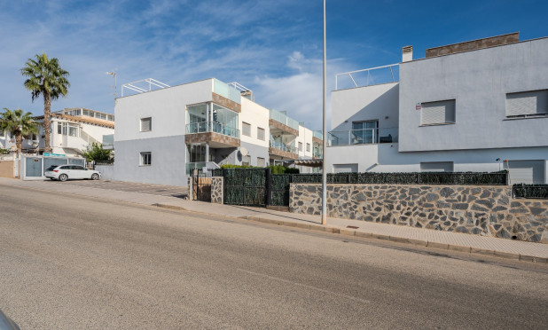 Resale - Apartment / flat - Orihuela Costa - Punta Prima