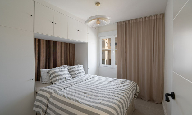 Resale - Apartment / flat - Orihuela Costa - Los Altos