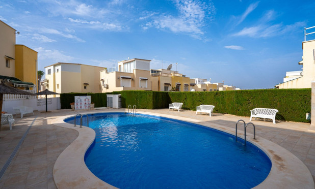 Resale - Apartment / flat - Orihuela Costa - Los Altos