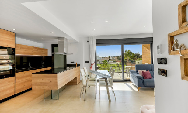 Resale - Apartment / flat - Orihuela Costa