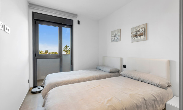 Resale - Apartment / flat - Orihuela Costa