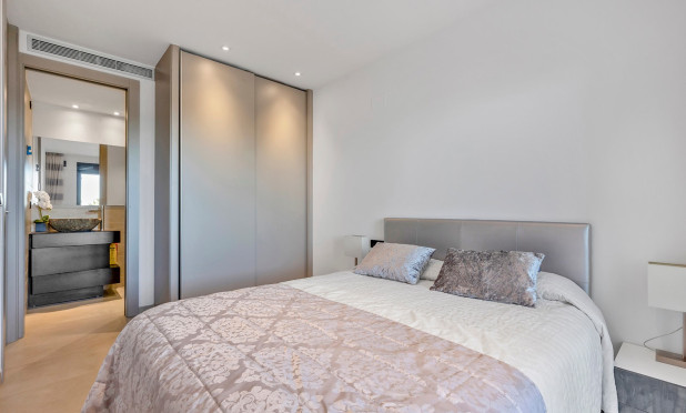 Resale - Apartment / flat - Orihuela Costa