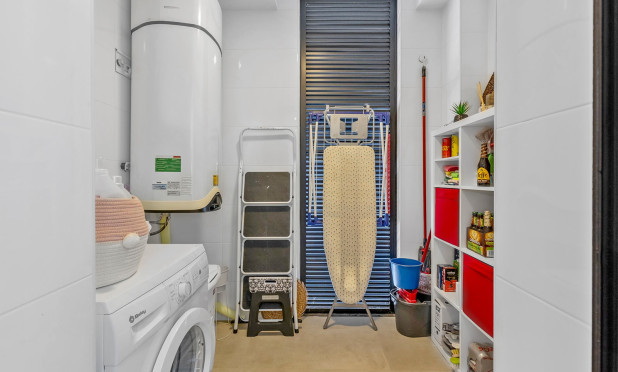 Resale - Apartment / flat - Orihuela Costa