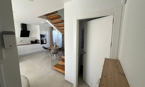 Herverkoop - Villa - Benijofar