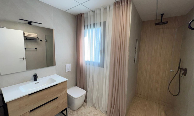 Herverkoop - Villa - Benijofar