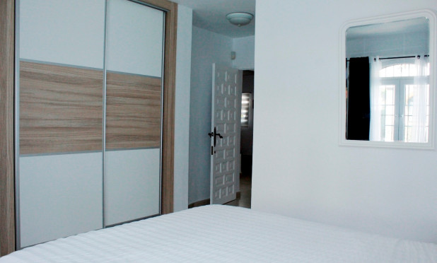 Resale - Villa - Orihuela Costa - Villamartín