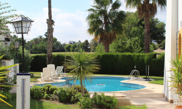 Resale - Villa - Orihuela Costa - Villamartín