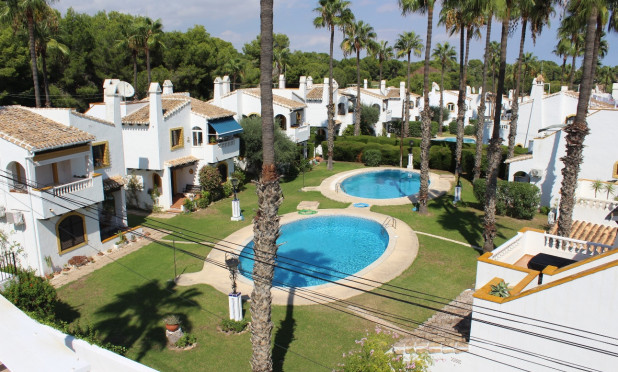 Resale - Villa - Orihuela Costa - Villamartín