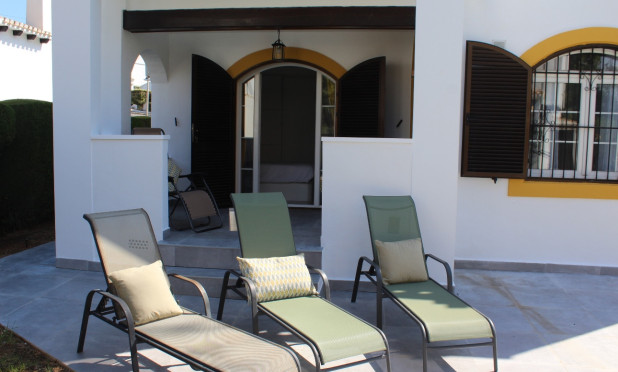 Resale - Villa - Orihuela Costa - Villamartín