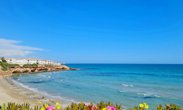 Resale - Villa - Orihuela Costa - Villamartín