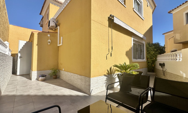 Resale - Townhouse - Orihuela Costa - La Florida