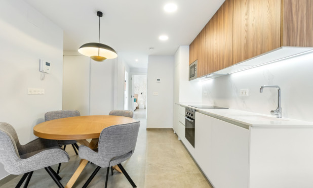 Resale - Apartment / flat - Torrevieja - Playa de El Cura