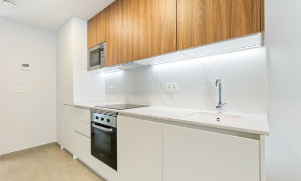 Resale - Apartment / flat - Torrevieja - Playa de El Cura