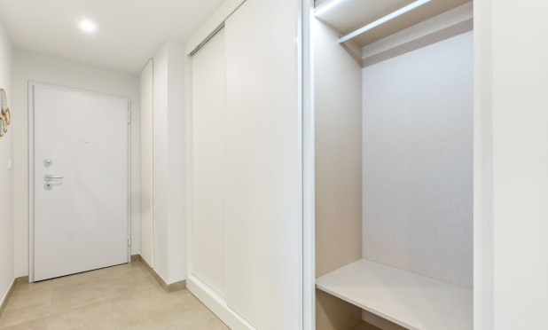 Resale - Apartment / flat - Torrevieja - Playa de El Cura