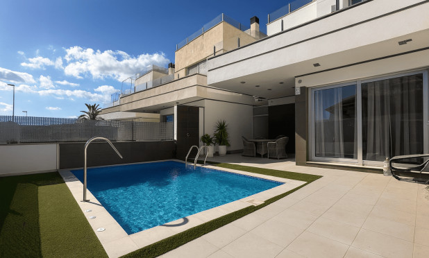 Odsprzedaż - Villa - Orihuela Costa - Lomas de Cabo Roig