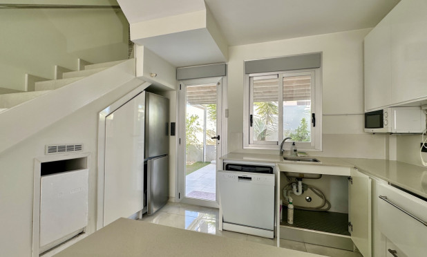 Odsprzedaż - Villa - Orihuela Costa - Lomas de Cabo Roig