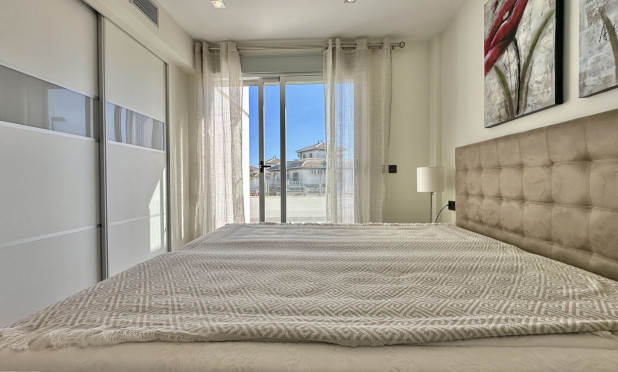 Odsprzedaż - Villa - Orihuela Costa - Lomas de Cabo Roig