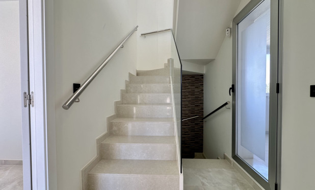 Odsprzedaż - Villa - Orihuela Costa - Lomas de Cabo Roig