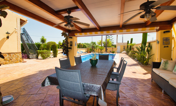 Wiederverkauf - Finca / Landgut - Orihuela