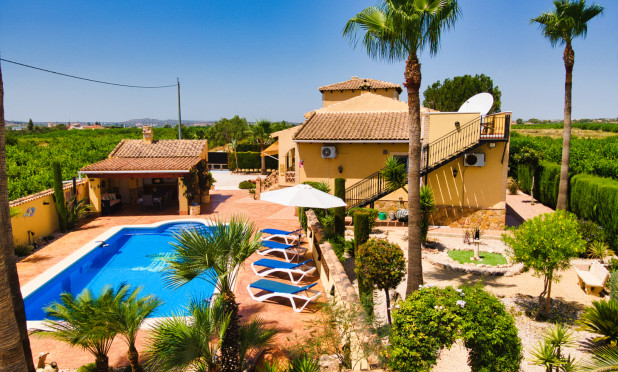 Wiederverkauf - Finca / Landgut - Orihuela