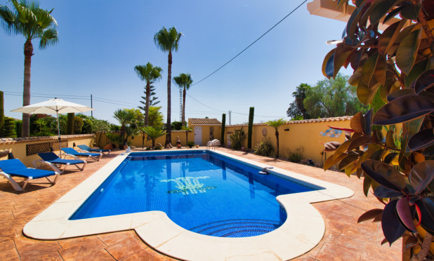 Wiederverkauf - Finca / Landgut - Orihuela