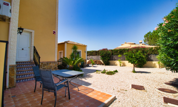 Wiederverkauf - Finca / Landgut - Orihuela