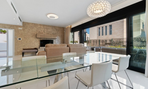 Resale - Villa - Orihuela Costa - Aguamarina