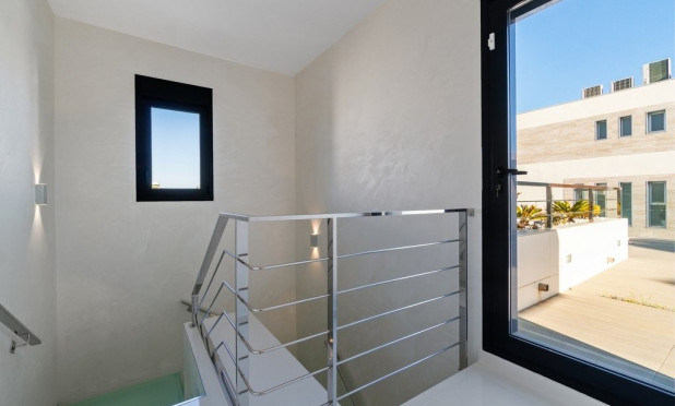 Resale - Villa - Orihuela Costa - Aguamarina