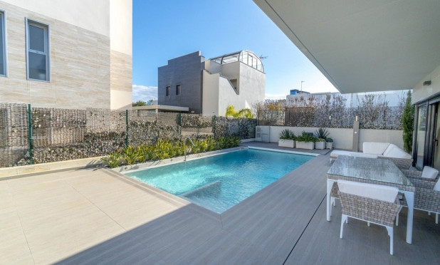 Resale - Villa - Orihuela Costa - Aguamarina