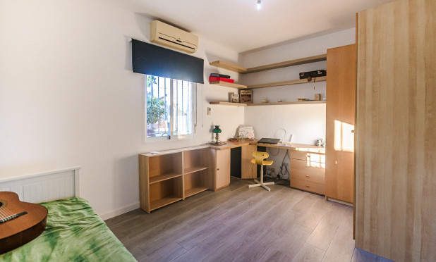 Resale - Villa - Orihuela - Benferri