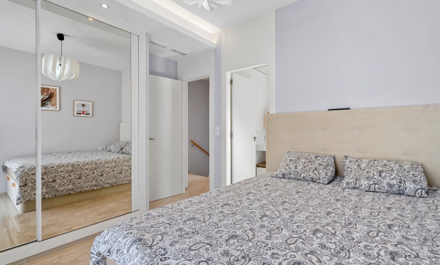 Resale - Townhouse - Ciudad Quesada - Doña pepa