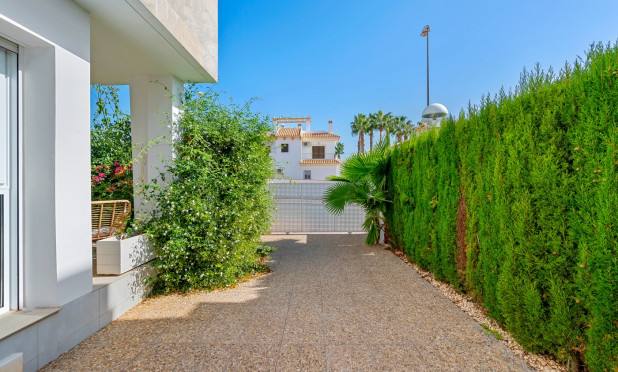 Resale - Townhouse - Ciudad Quesada - Doña pepa