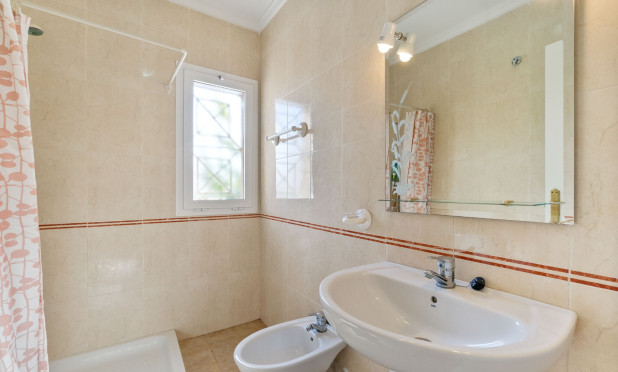 Resale - Townhouse - Torrevieja - torrevieja