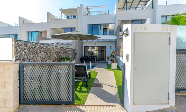 Resale - Townhouse - Orihuela Costa - Villamartín