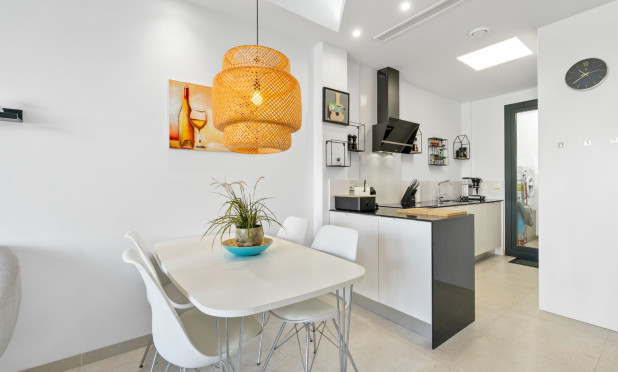 Resale - Townhouse - Orihuela Costa - Villamartín