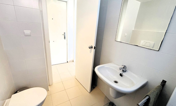 Resale - Apartment / flat - Guardamar del Segura - Puerto