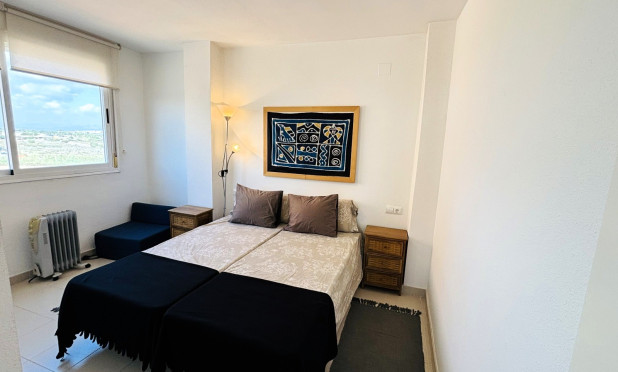 Resale - Apartment / flat - Guardamar del Segura - Puerto