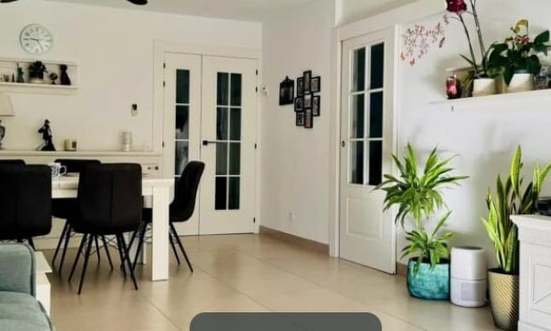 Resale - Apartment / flat - Cala Vinyes - Calvià