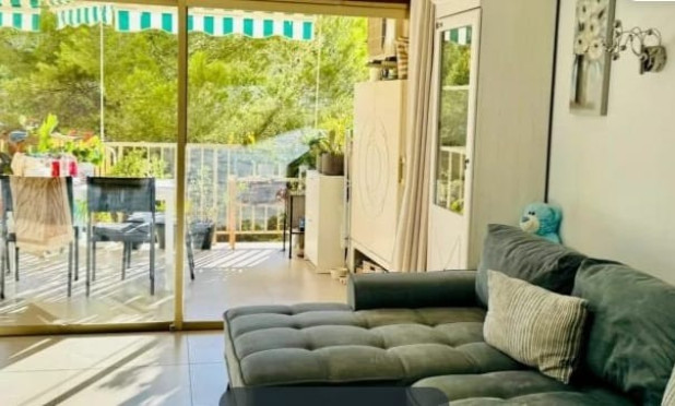 Resale - Apartment / flat - Cala Vinyes - Calvià