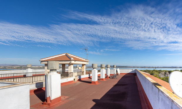 Resale - Apartment / flat - Torrevieja - La Siesta