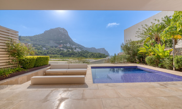 Resale - Villa - Port d'Andratx - Andratx