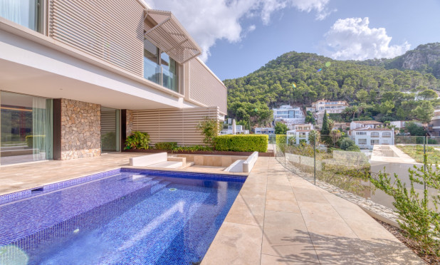 Resale - Villa - Port d'Andratx - Andratx