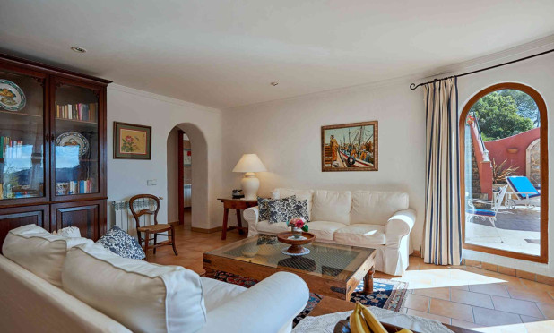 Resale - Villa - Port d'Andratx - Andratx