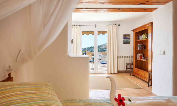 Resale - Villa - Port d'Andratx - Andratx