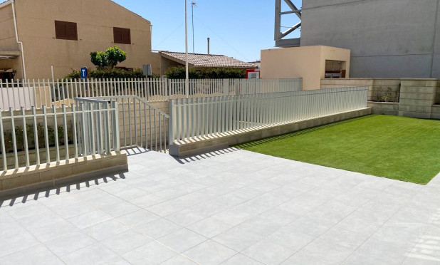 Resale - Apartment / flat - Torrevieja - torrevieja
