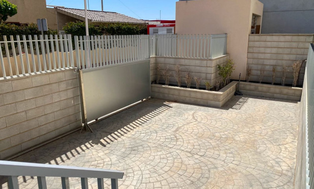 Resale - Apartment / flat - Torrevieja - torrevieja