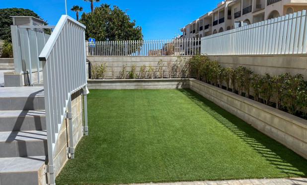 Resale - Apartment / flat - Torrevieja - torrevieja